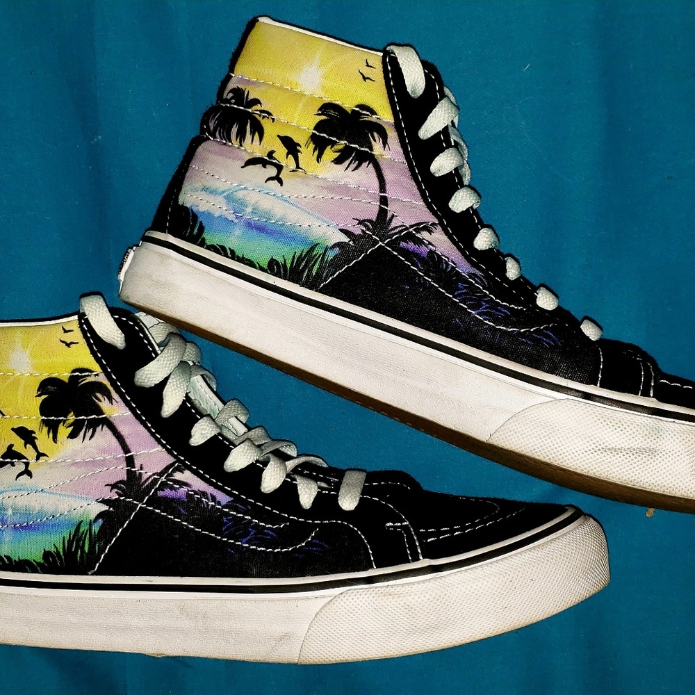 VANS DOLPHIN BEACH SKATE HIGH TOPS
